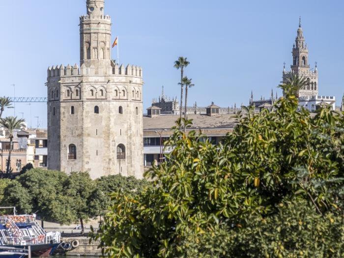 Pureza Dreams De Sevilla Oasis En Triana Exterior photo